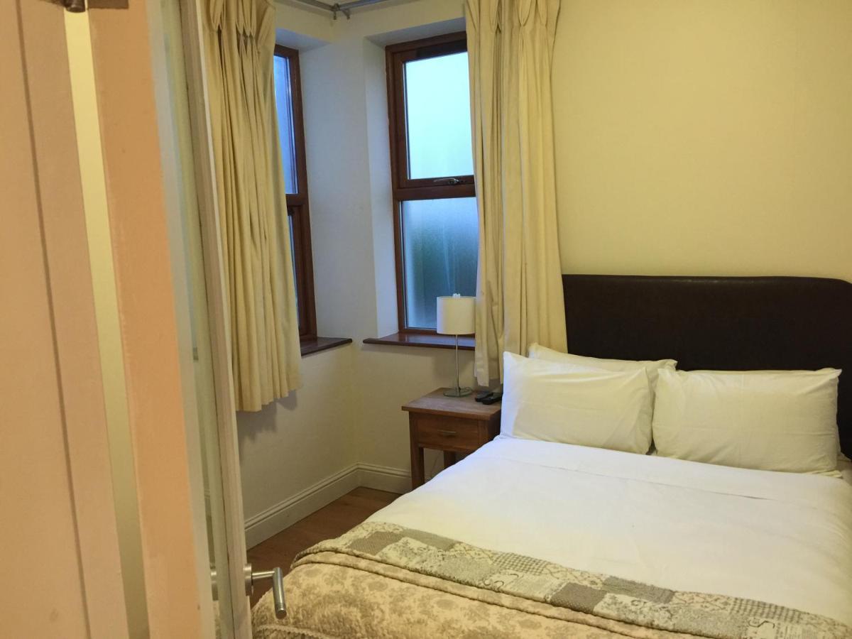 קורק College View Apartments מראה חיצוני תמונה