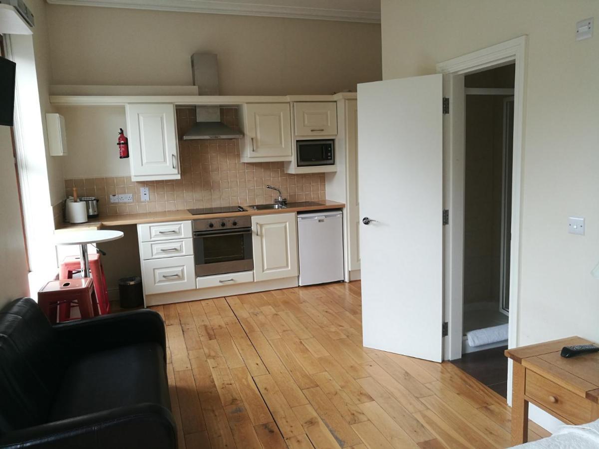 קורק College View Apartments מראה חיצוני תמונה